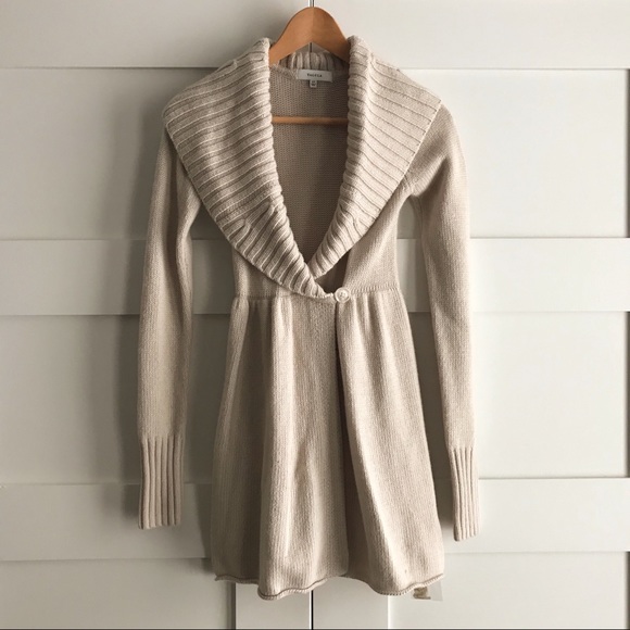 Aritzia Sweaters - Aritzia Talula NWOT wrap sweater